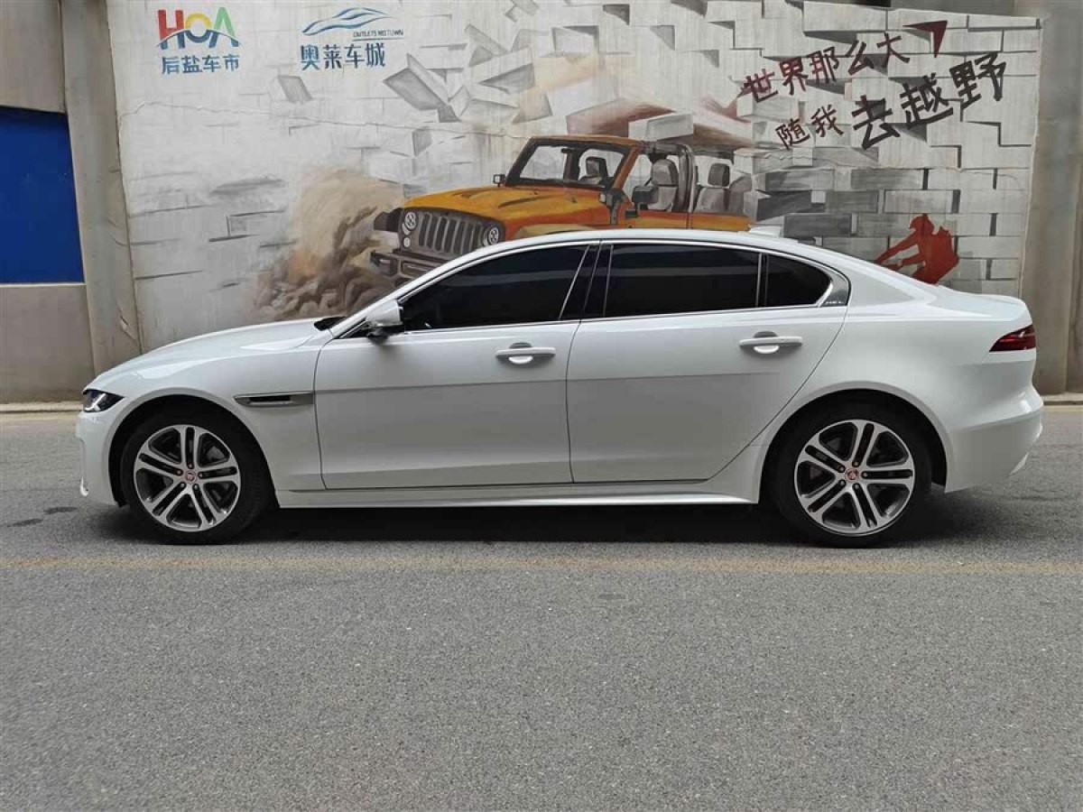 捷豹 XEL  2022款 2.0T 250PS R-DYNAMIC S進(jìn)取運(yùn)動(dòng)版圖片