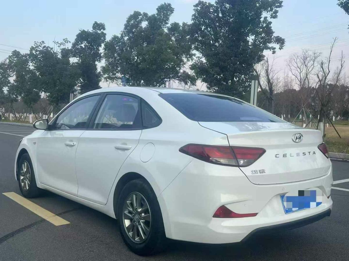 現(xiàn)代 悅動  2018款 1.6L 自動悅目版GL圖片