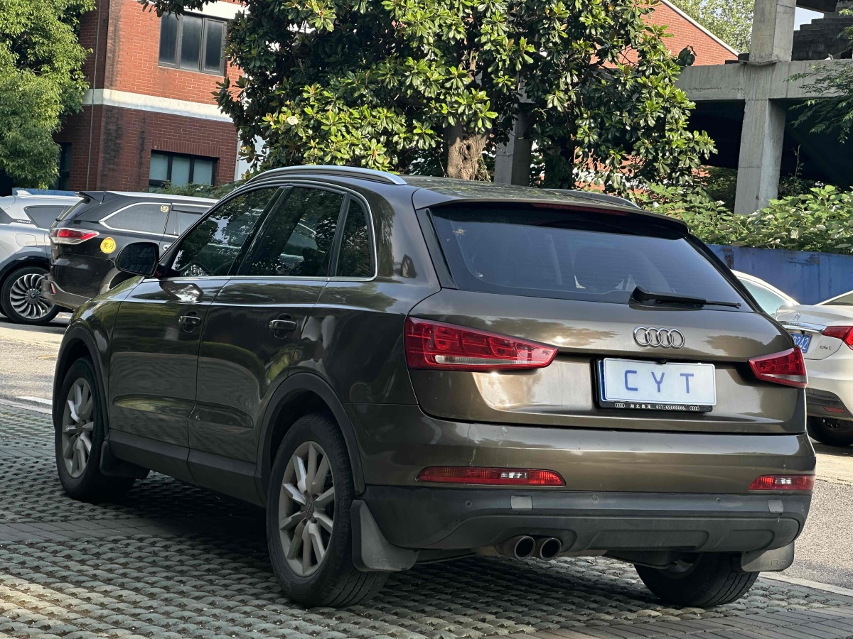 奧迪 奧迪Q3  2015款 35 TFSI 進(jìn)取型圖片