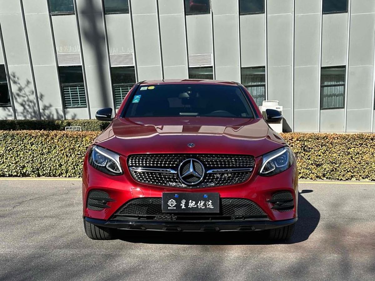 奔馳 奔馳GLC  2022款 改款 GLC 300 4MATIC 轎跑SUV圖片