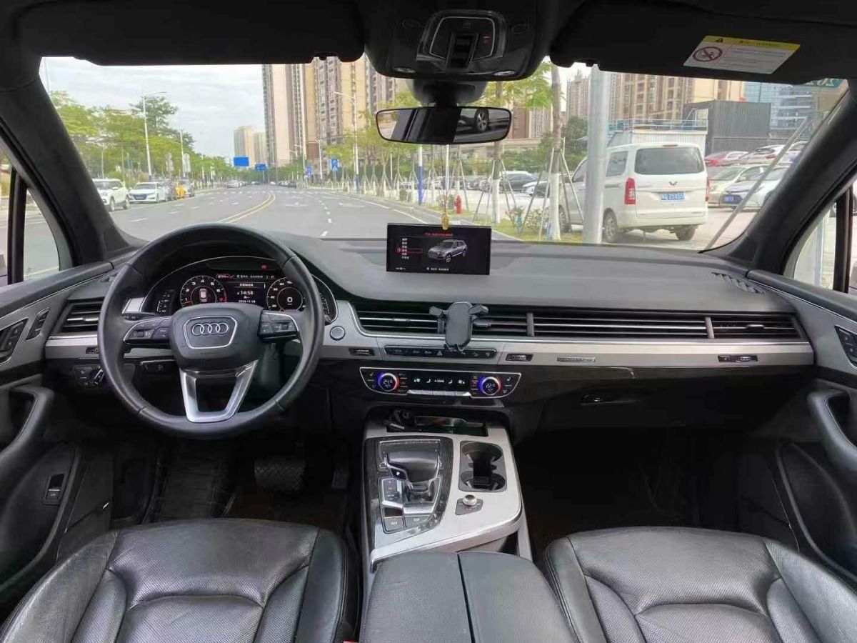 奧迪 奧迪Q7  2016款 40 TFSI S line運(yùn)動(dòng)型圖片