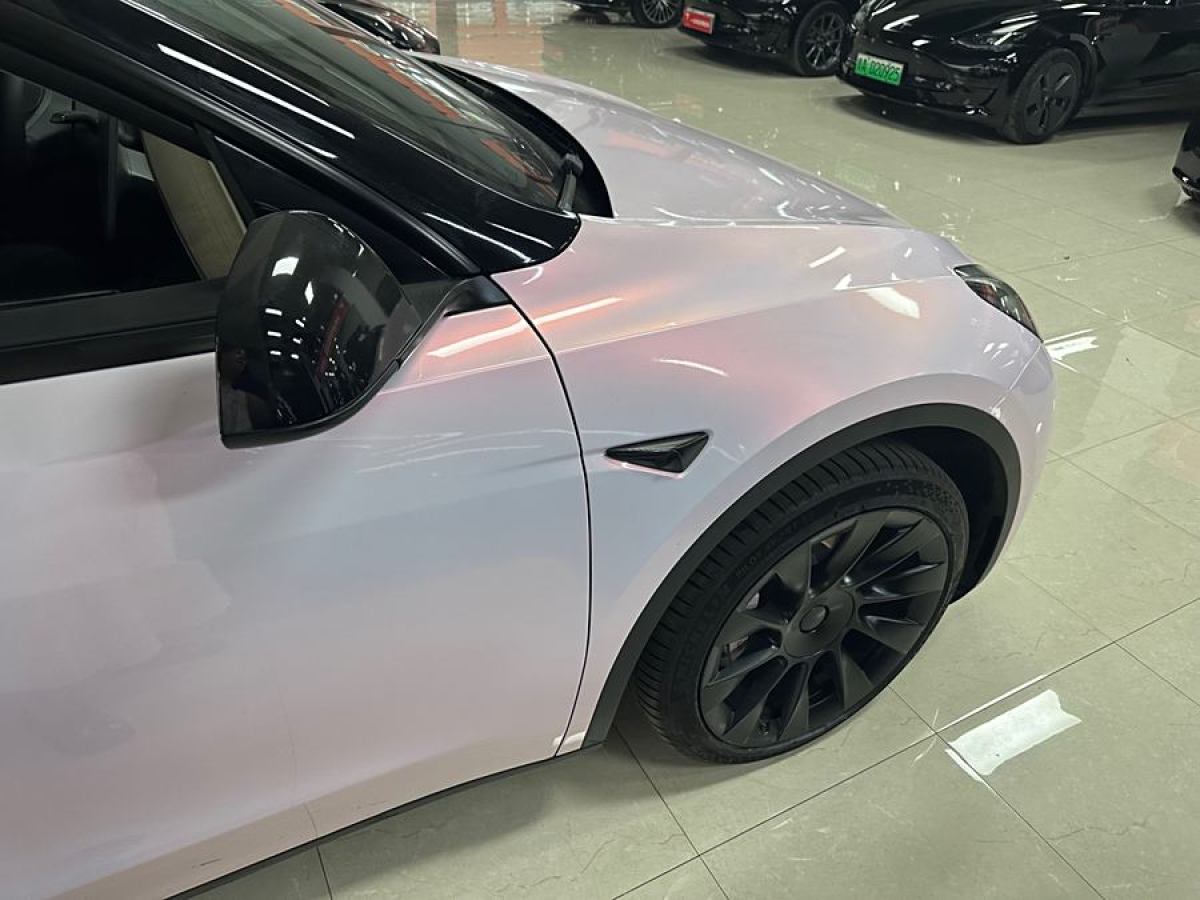 特斯拉 Model Y  2023款 煥新版 后輪驅(qū)動(dòng)圖片