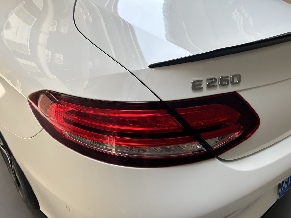 2022年11月奔馳 奔馳C級  2022款 改款 C 260 轎跑車