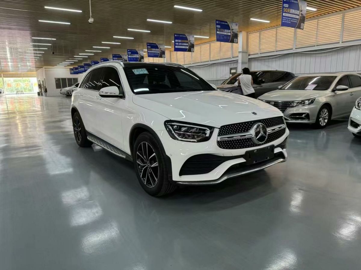 奔馳 奔馳GLE  2020款  GLE 350 4MATIC 時(shí)尚型圖片