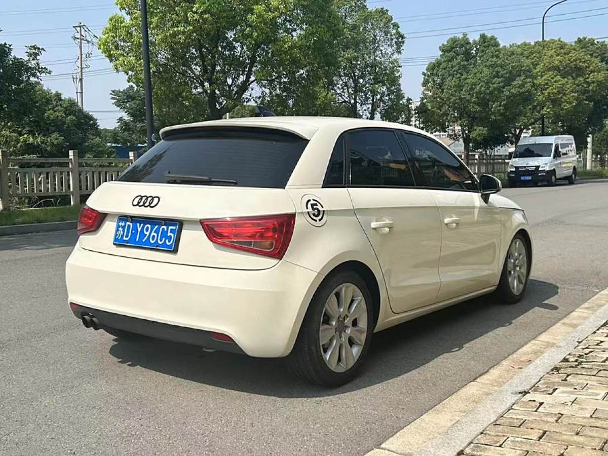 奧迪 奧迪A1  2014款 30 TFSI Sportback時尚型圖片