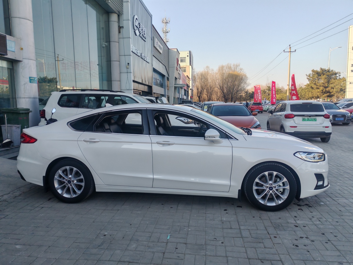 福特 蒙迪歐  2020款 EcoBoost 180 時(shí)尚型圖片