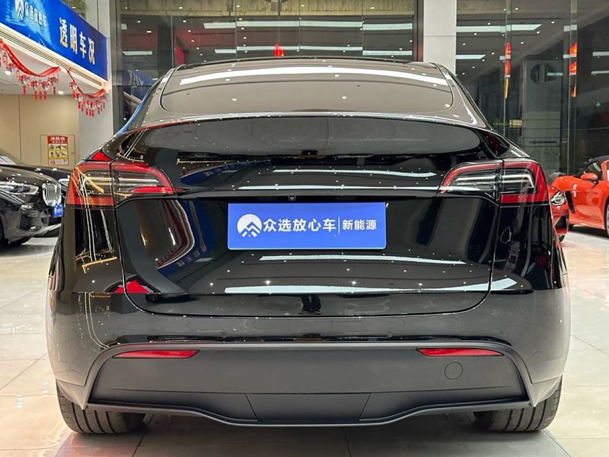 特斯拉 Model 3  2023款 煥新版 后輪驅(qū)動圖片