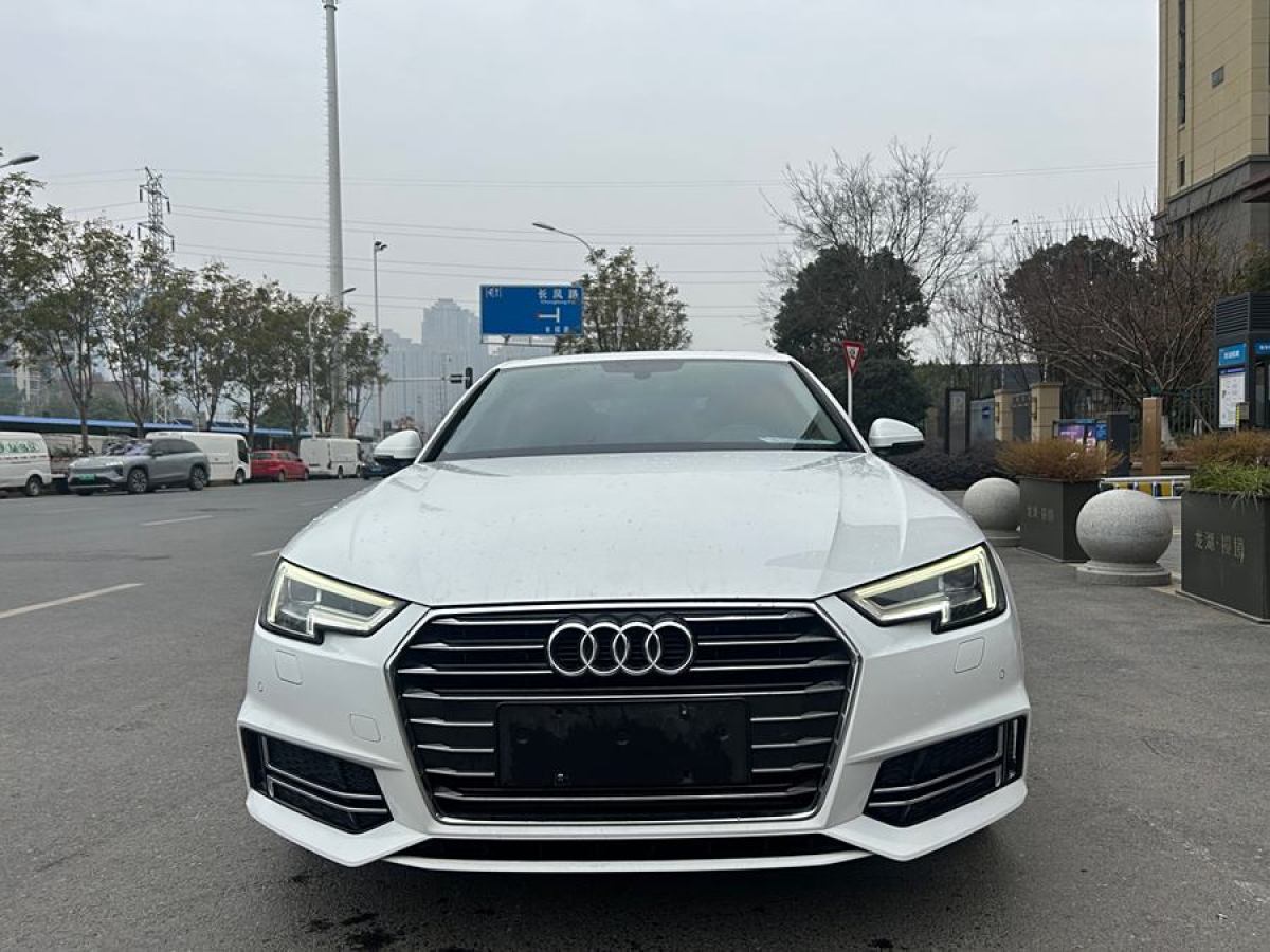 奧迪 奧迪A4L  2019款 40 TFSI 進(jìn)取型 國VI圖片