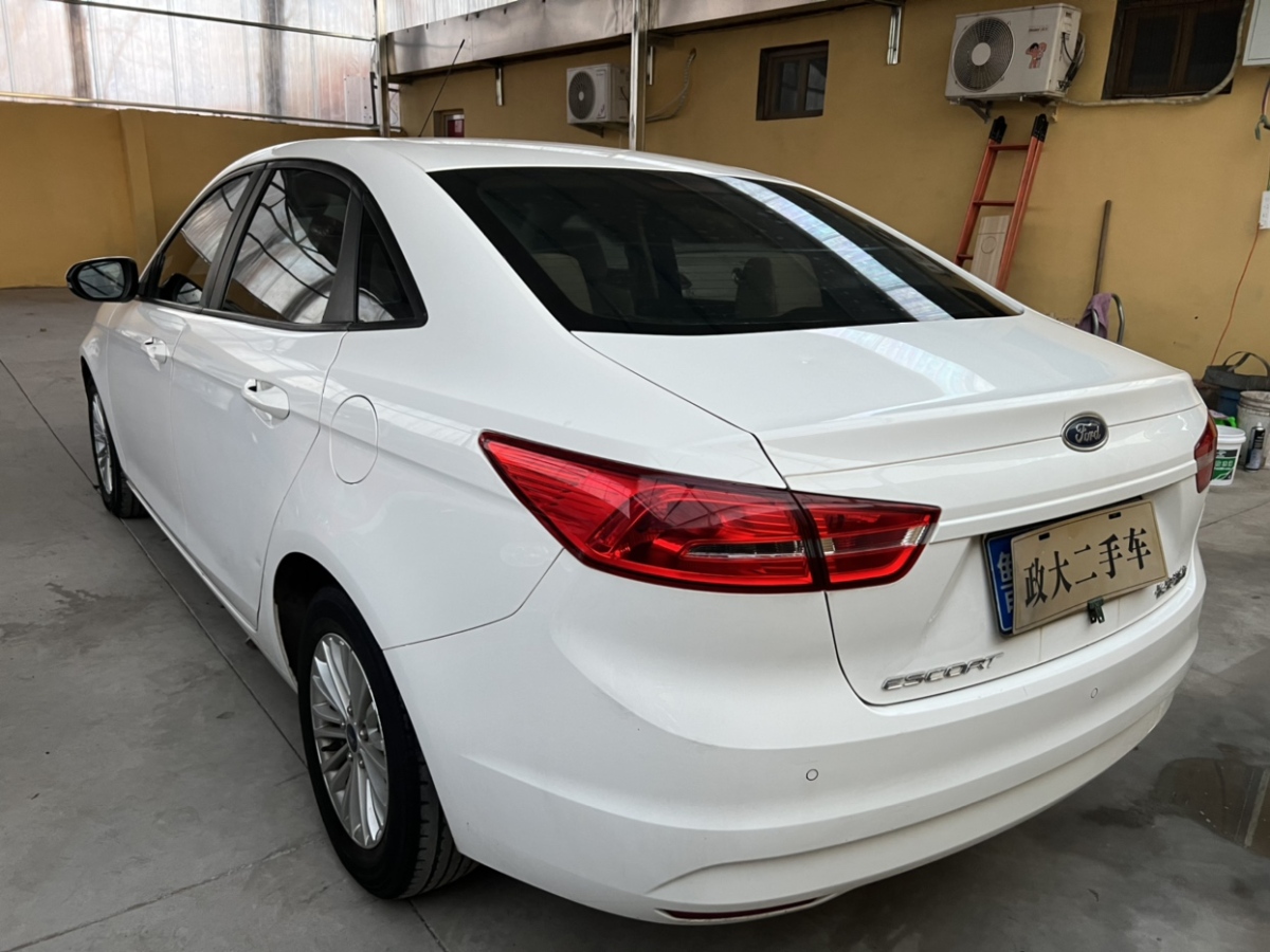 福特 福睿斯  2015款 1.5L 手动舒适型图片