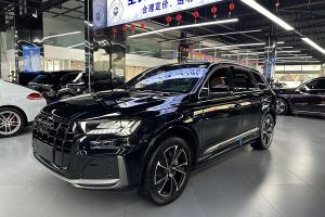 奧迪Q7 奧迪 45 TFSI quattro S line運(yùn)動(dòng)限量版