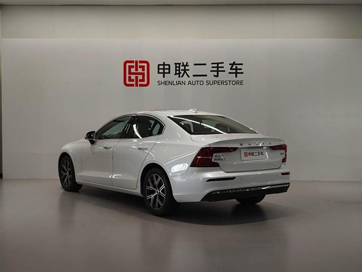 沃爾沃 S60L  2024款 B4 智逸豪華版圖片