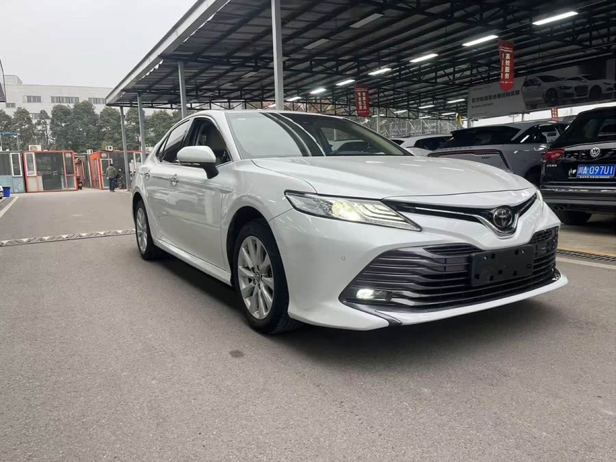 豐田 凱美瑞  2021款 2.0E 精英版圖片