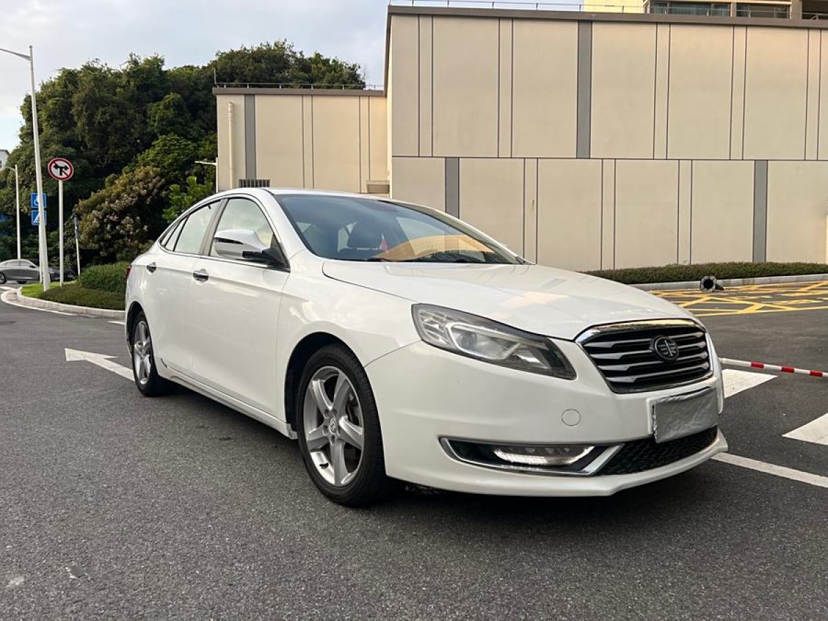 2015年4月奔騰 B70  2014款 2.0L 自動舒適型