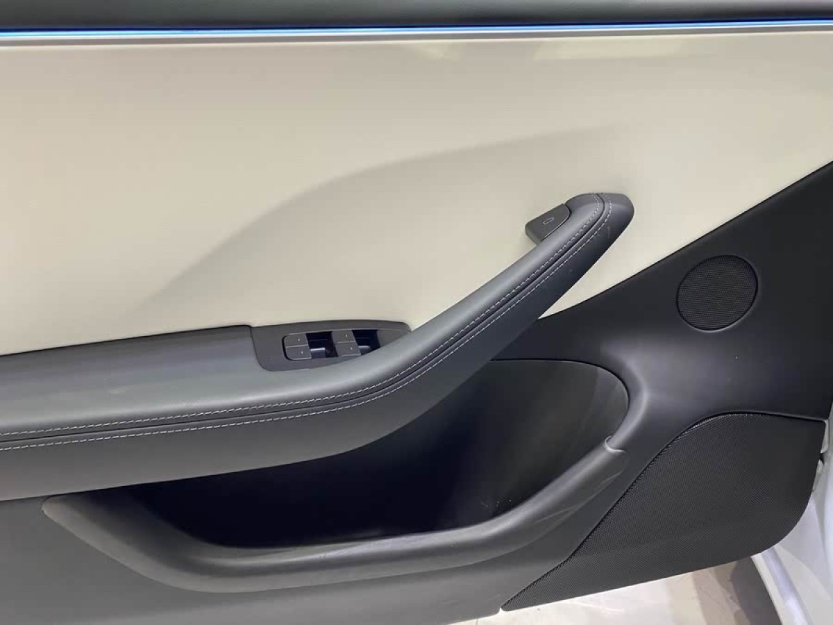 特斯拉 Model 3  2024款 高性能全輪驅(qū)動版圖片