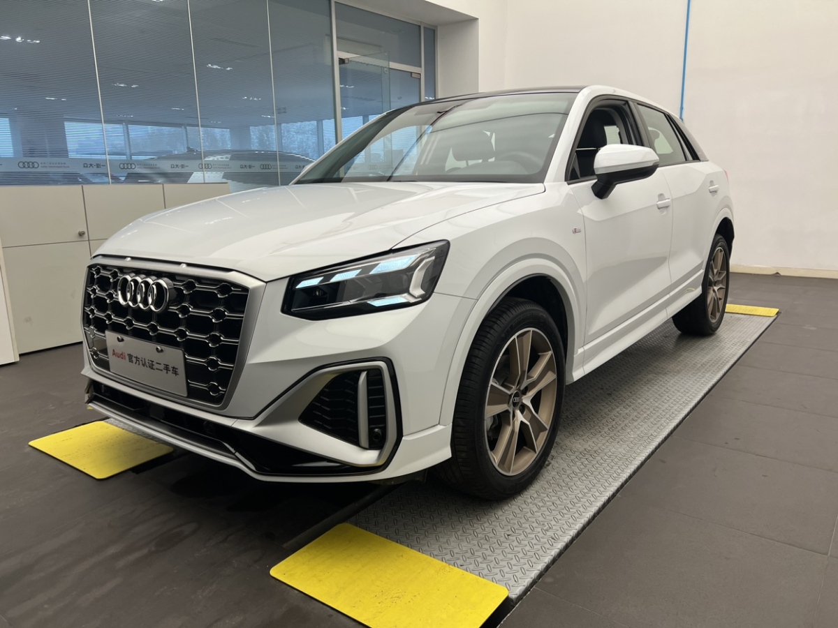 奧迪 奧迪q2l 2022款 35 tfsi 時尚動感型圖片