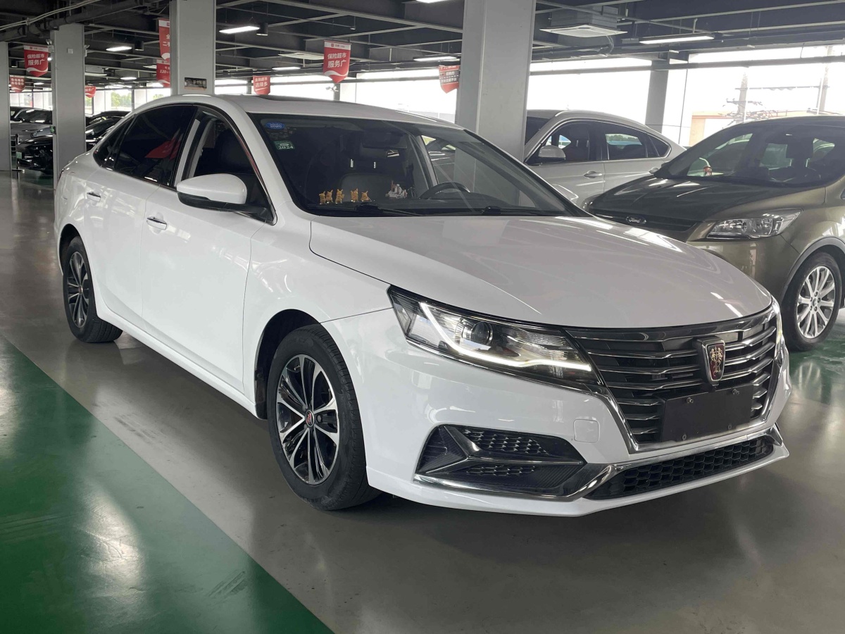 榮威 ei6  2019款 PLUS 50T 互聯(lián)網(wǎng)榮耀旗艦版圖片