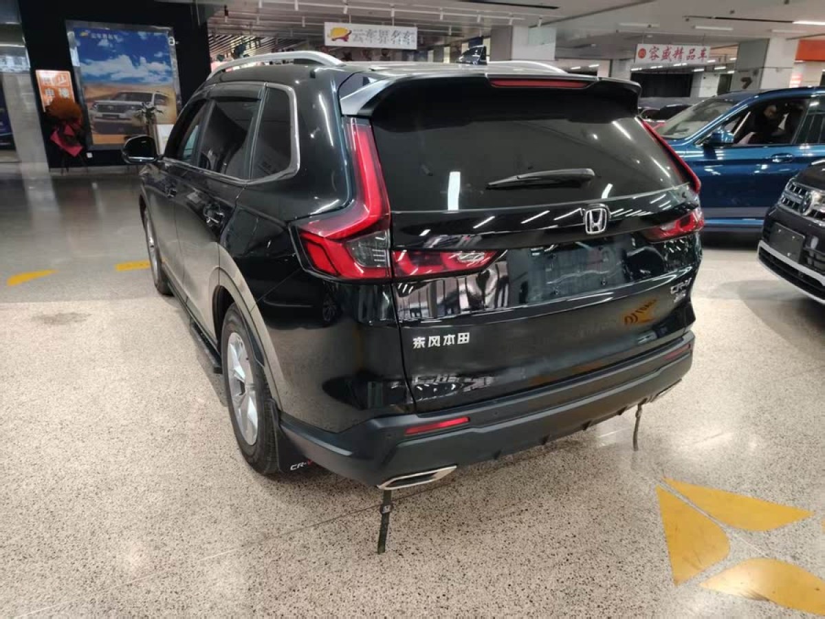 本田 CR-V  2024款 240TURBO 兩驅(qū)鋒尚版 5座圖片