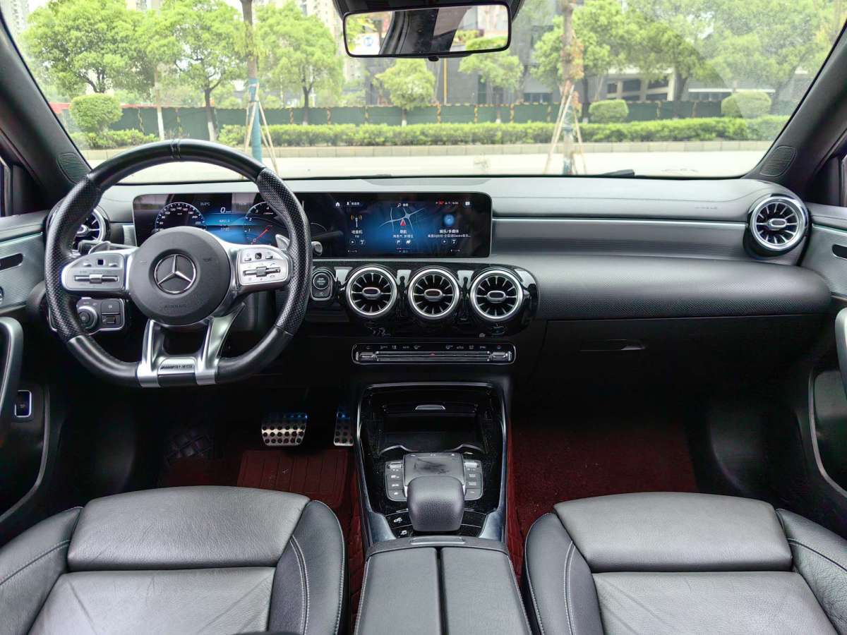 奔驰 奔驰A级AMG  2019款 AMG A 35 L 4MATIC图片