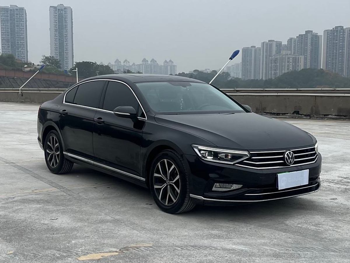 大眾 邁騰  2020款 330TSI DSG 領(lǐng)先型圖片