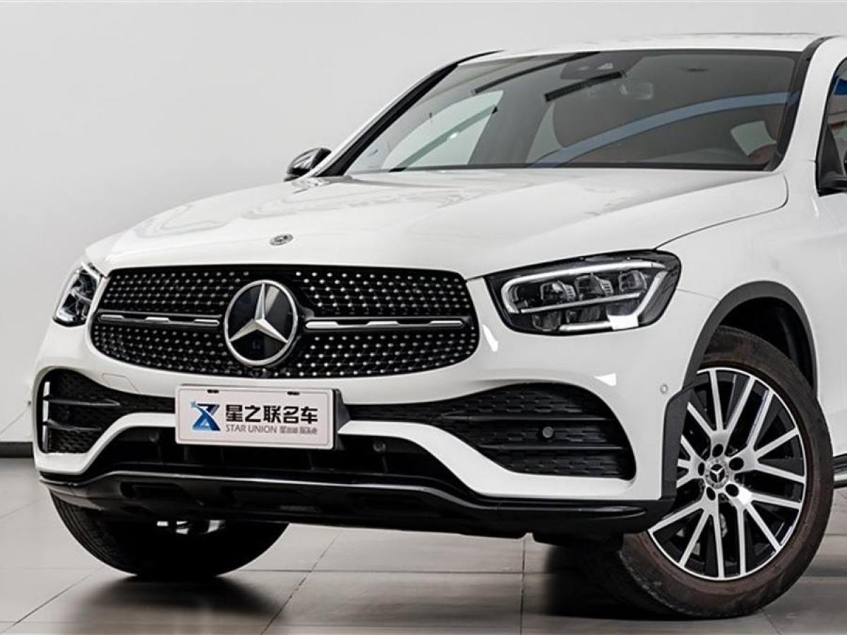 2022年6月奔馳 奔馳GLC  2022款 改款 GLC 300 4MATIC 轎跑SUV