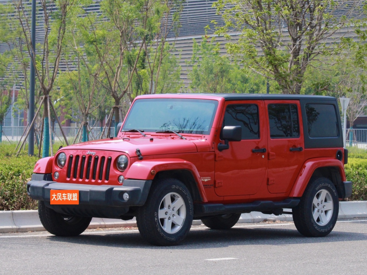 Jeep 牧馬人  2014款 3.0L Sahara 四門(mén)版圖片