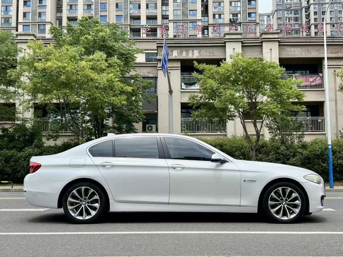 寶馬 寶馬5系  2014款 528Li 領(lǐng)先型圖片