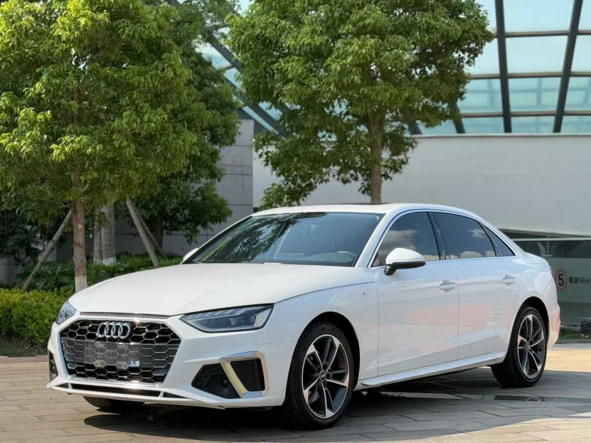奧迪 奧迪A4L  2022款 35 TFSI 時(shí)尚動(dòng)感型圖片