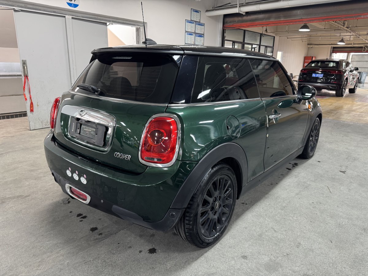 2017年10月MINI CLUBMAN  2016款 改款 1.5T COOPER