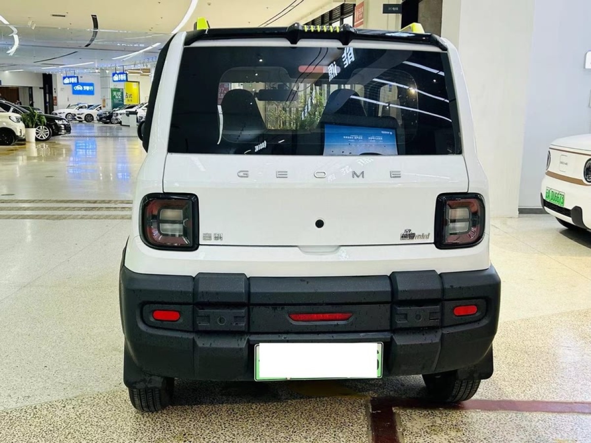 吉利 熊貓mini  2024款 200km 熊貓騎士圖片