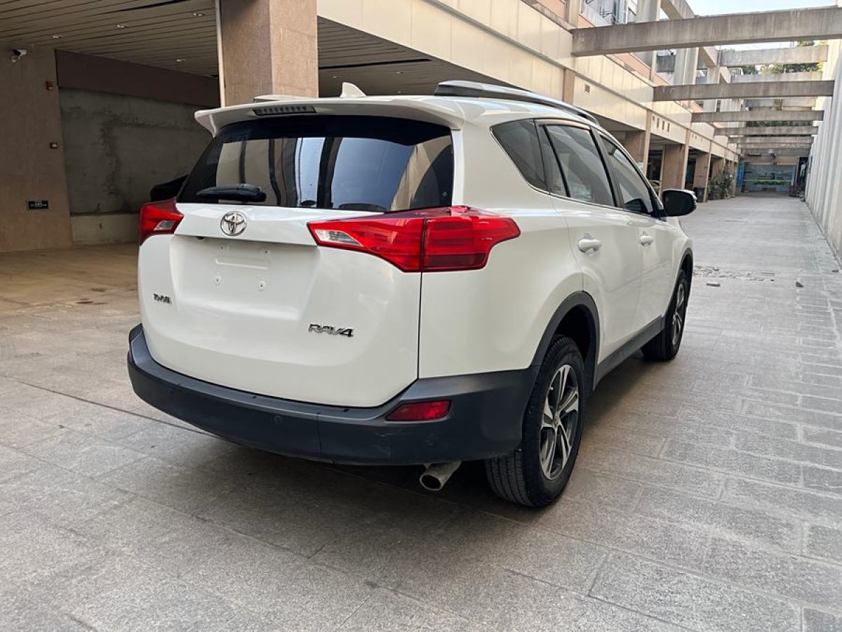 豐田 RAV4榮放  2015款 2.0L CVT兩驅風尚版圖片