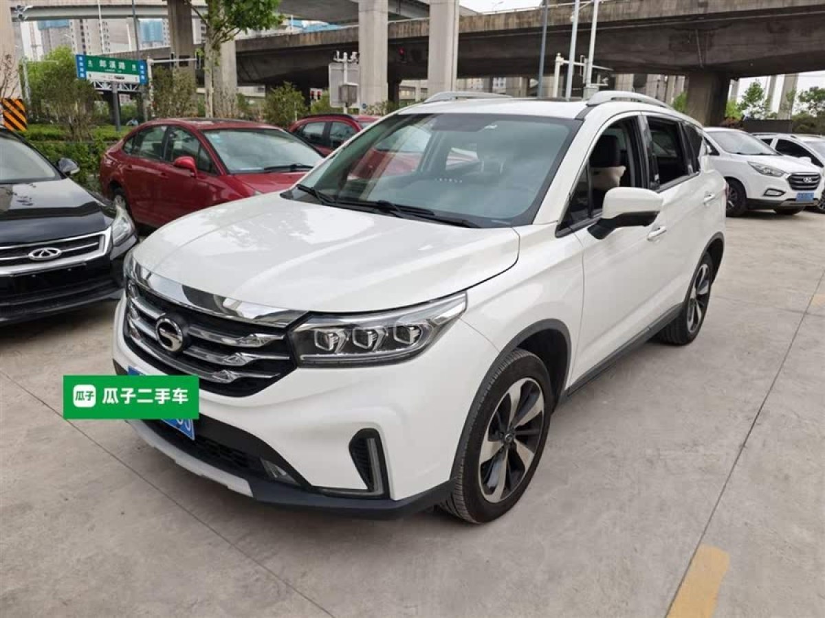 廣汽傳祺 GS4  2018款 235T DCT兩驅(qū)豪華智聯(lián)百萬(wàn)紀(jì)念版圖片