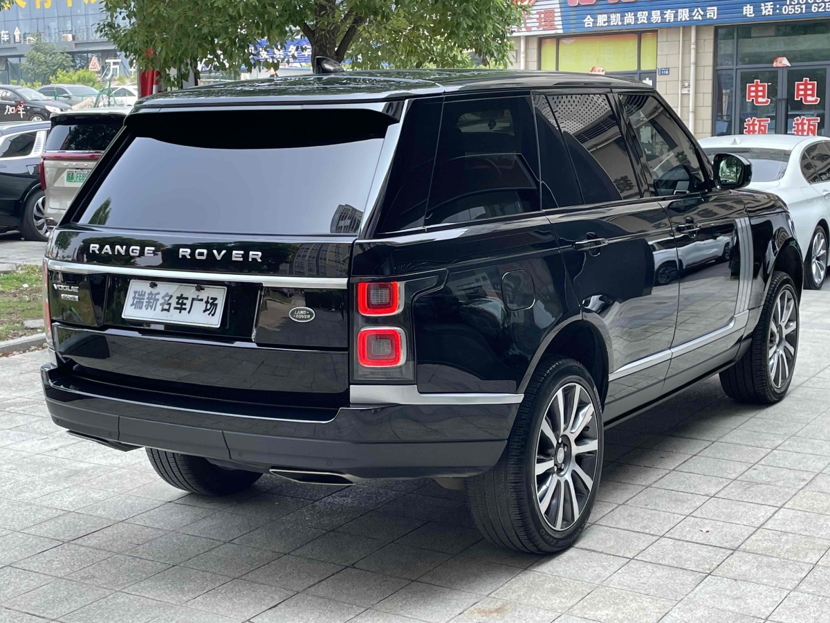 路虎 攬勝  2018款 3.0 V6 SC Vogue 傳世版圖片