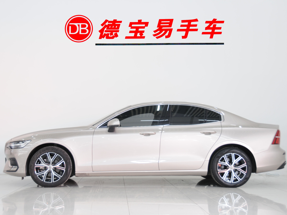 沃爾沃 S60L  2023款 B4 智逸豪華版圖片