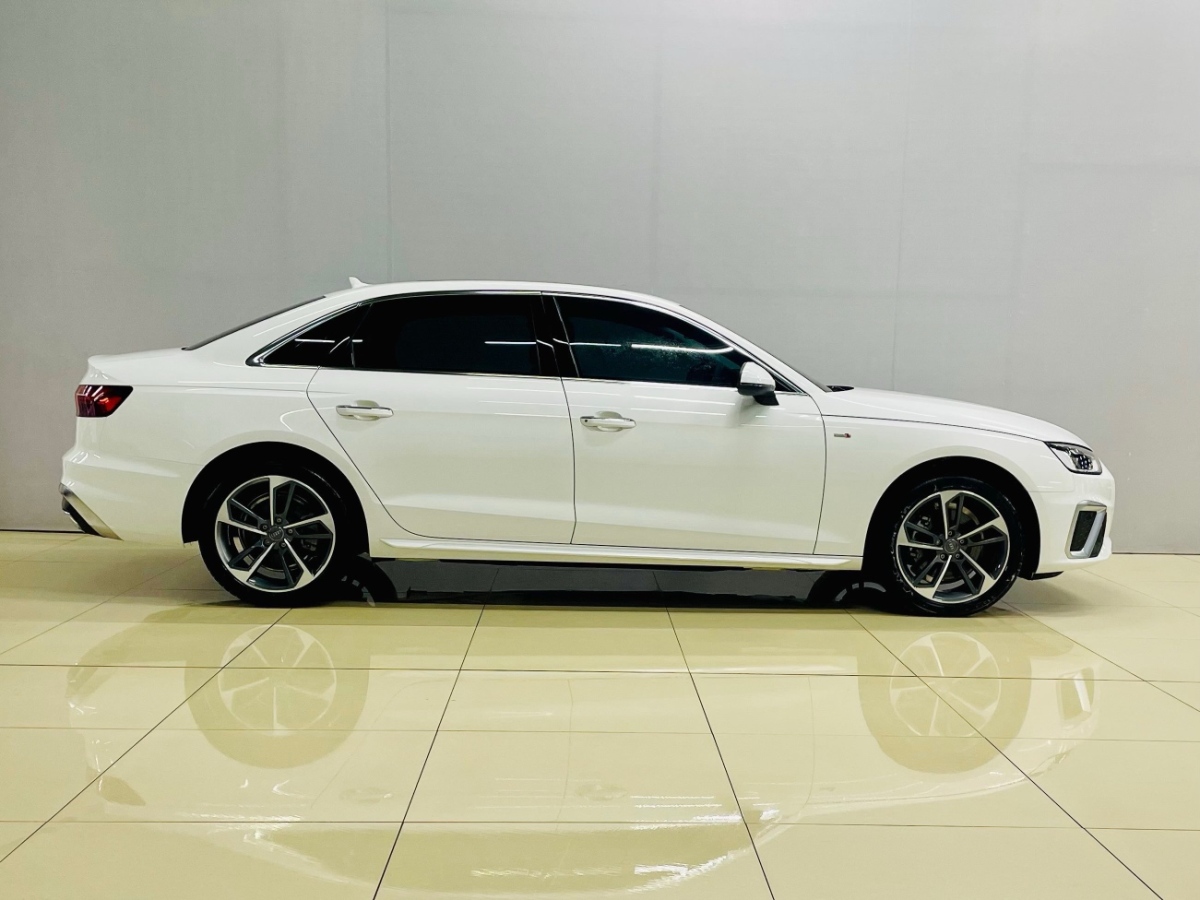 奧迪 奧迪A4L  2020款 40 TFSI 時(shí)尚動(dòng)感型圖片