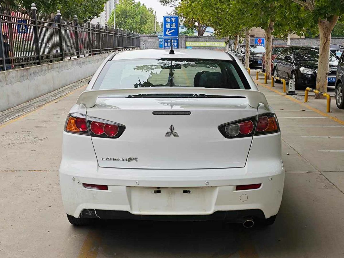 长城 V80  2013款 1.5T 手动实尚型图片