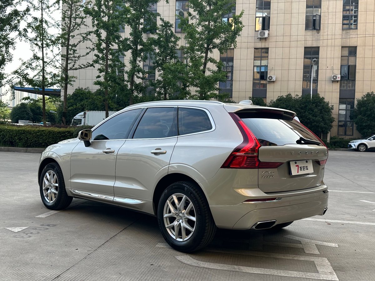 沃爾沃 XC60  2020款 T5 四驅(qū)智逸豪華版圖片