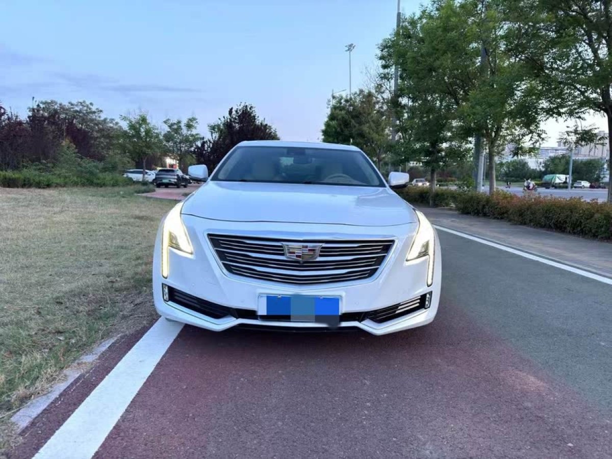 凱迪拉克 CT6  2017款 28T 鉑金版圖片