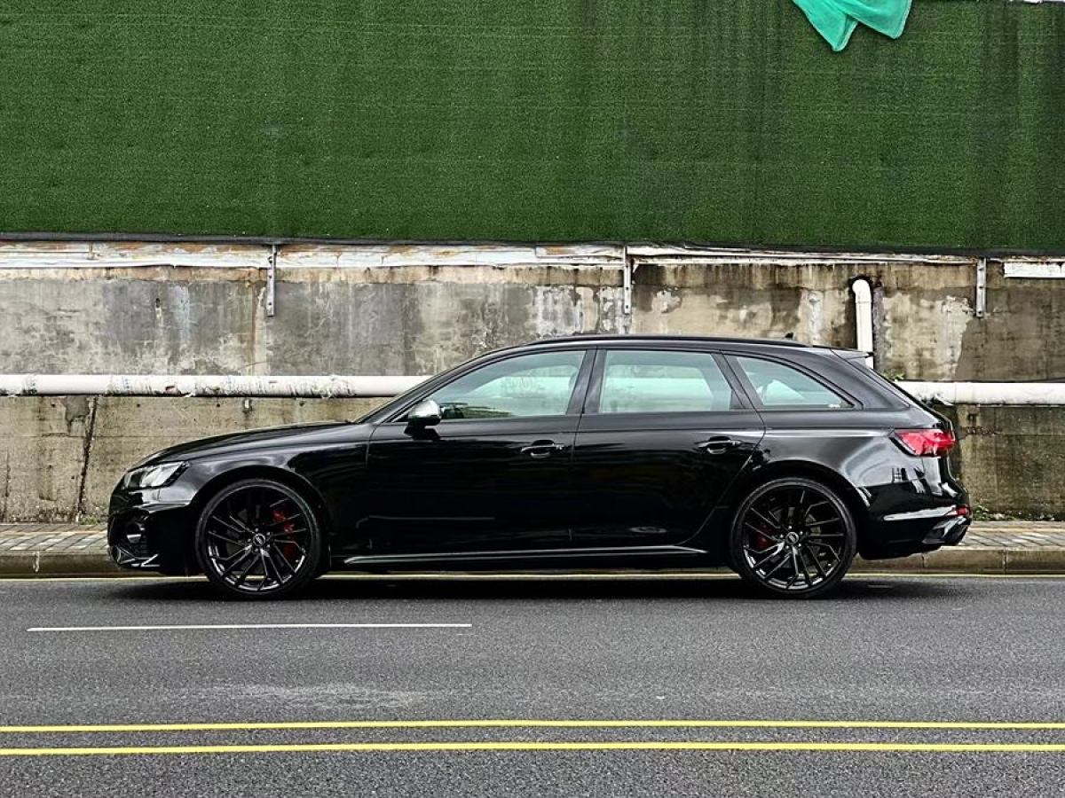 奧迪 奧迪RS 4  2022款 RS4 Avant 黑曜版圖片