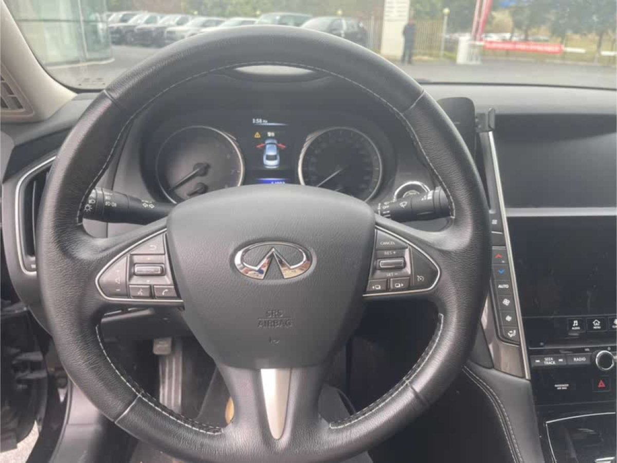 英菲尼迪 Q50L  2016款 2.0T 舒適版圖片