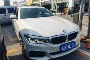 宝马5系 宝马 525Li 2.0T M运动套装