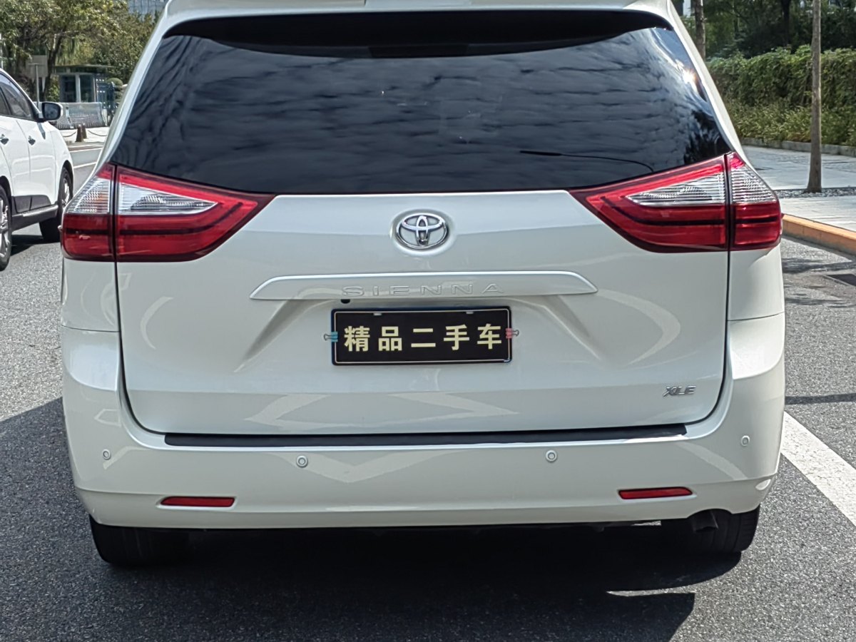 豐田 塞納  2015款 3.5L 兩驅(qū)LE圖片