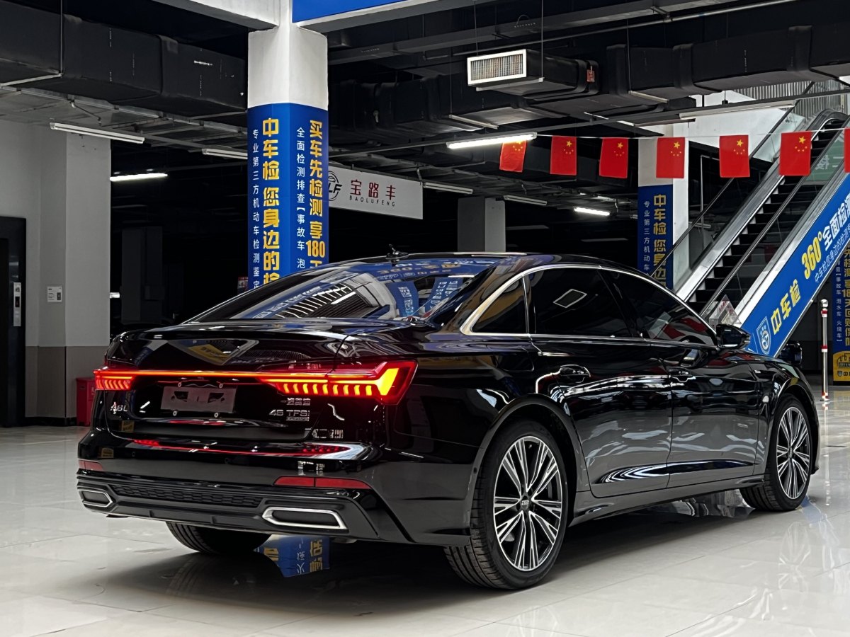 奧迪 奧迪A6L  2021款 45 TFSI quattro 臻選動(dòng)感型圖片