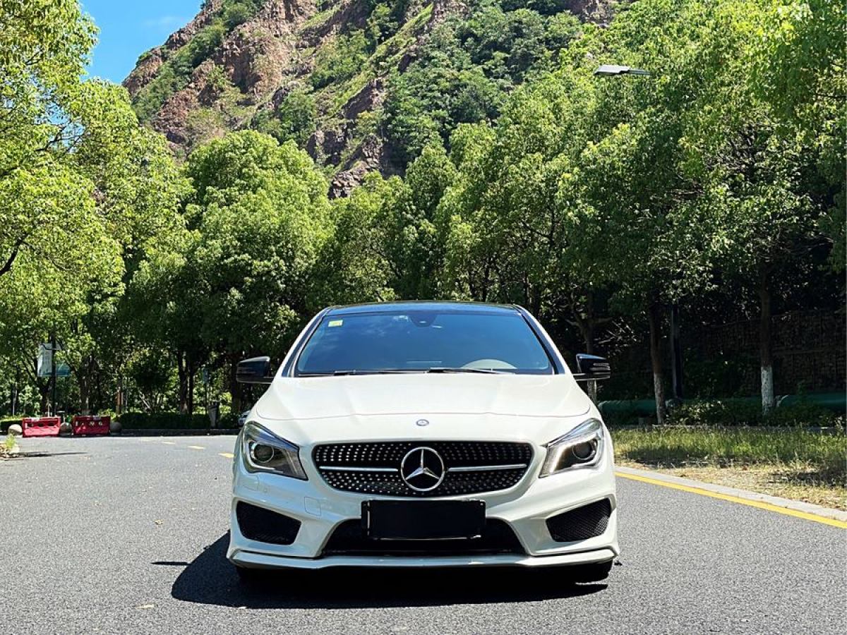 2015年10月奔馳 奔馳CLA級  2014款 CLA 260 4MATIC