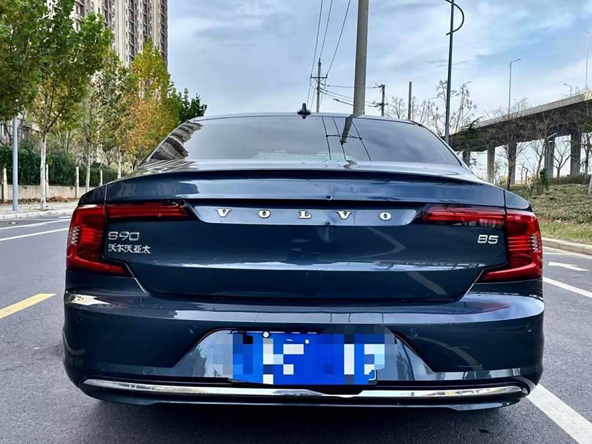 沃爾沃 S90  2022款 B5 智遠(yuǎn)豪華版圖片