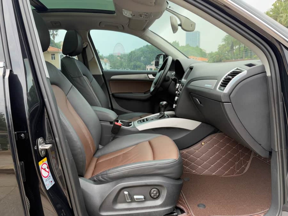 奧迪 奧迪Q5  2017款 40 TFSI 進(jìn)取型圖片