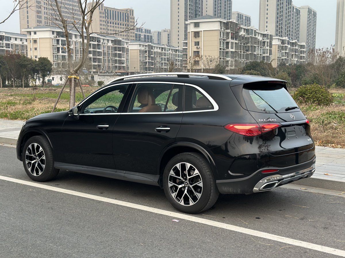 奔馳 奔馳GLC  2024款 改款 GLC 260 L 4MATIC 豪華型 5座圖片