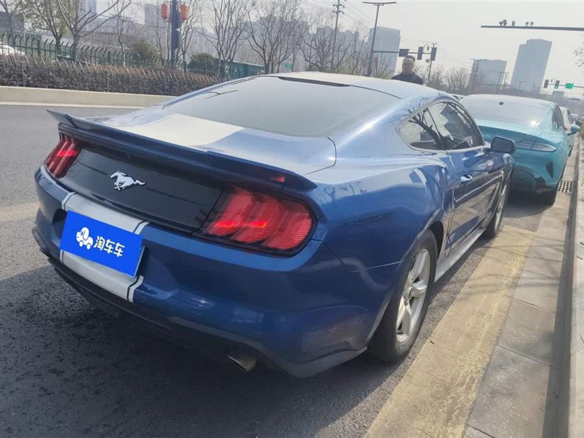 福特 Mustang  2015款 美規(guī)版圖片