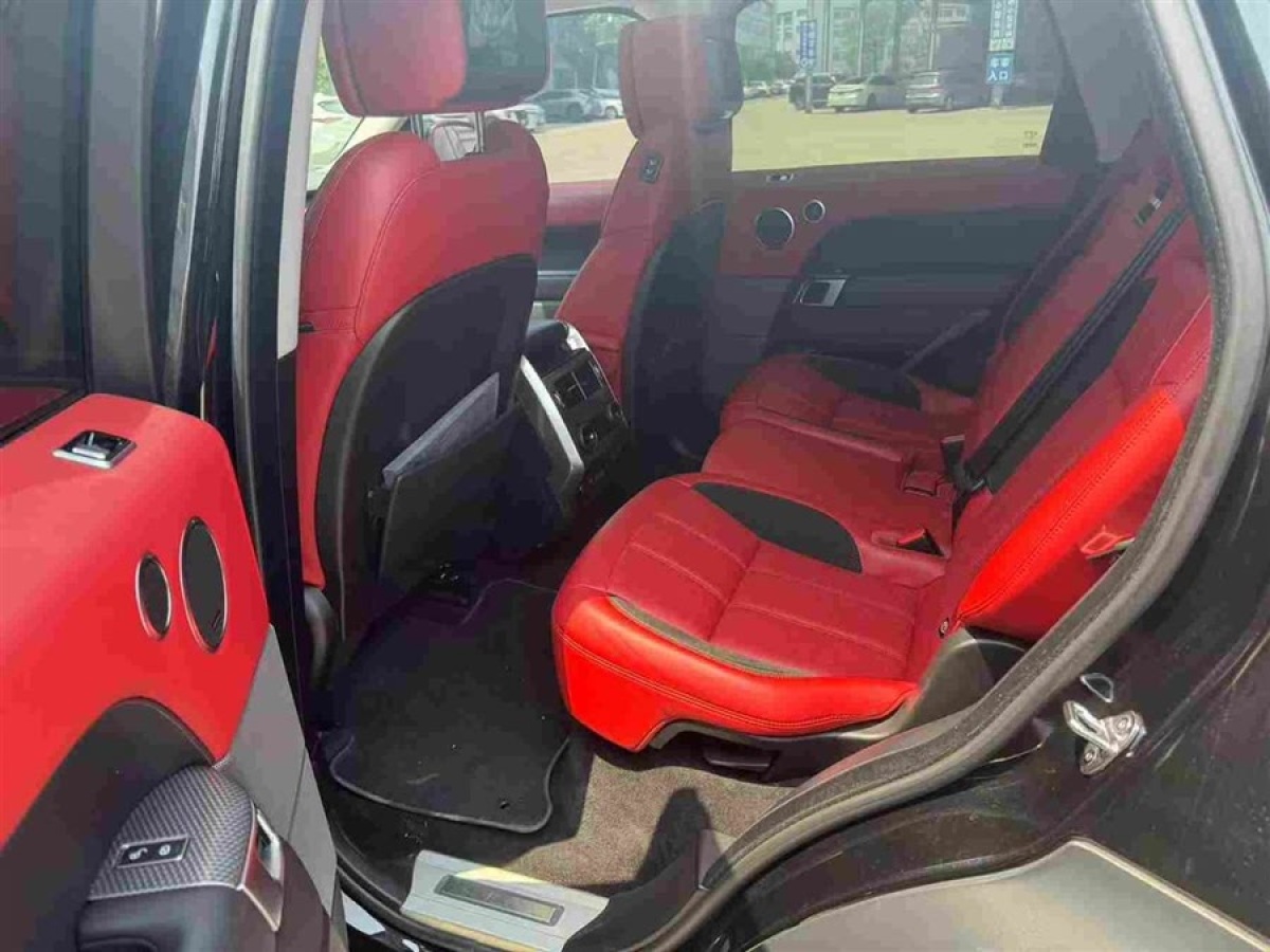 路虎 攬勝運動版  2020款 3.0 L6 HSE DYNAMIC圖片