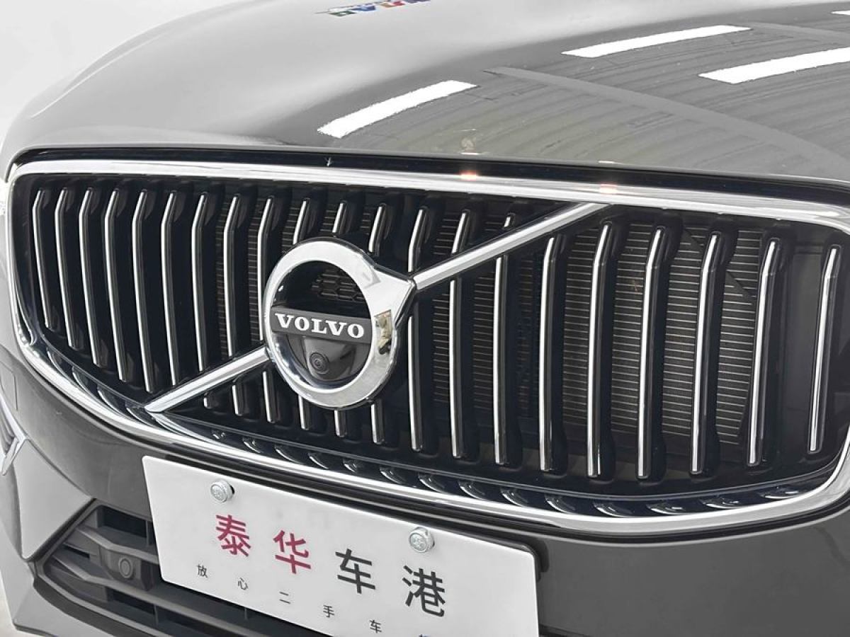 沃爾沃 XC60新能源  2024款 T8 插電混動 長續(xù)航四驅(qū)智雅豪華版圖片