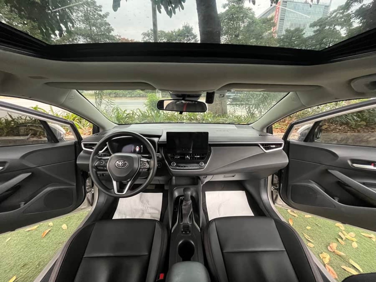 豐田 雷凌  2023款 智能電混雙擎 1.8L 領(lǐng)先版圖片